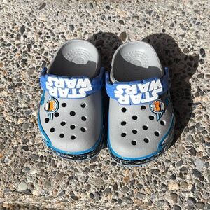 Star Wars Kids Crocs - Gray and Blue, size 7